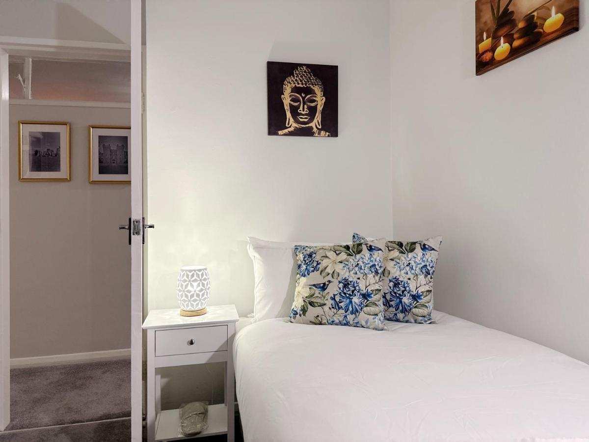 Zoey Place Near Thames River - 2 Double Beds, 1 Single Bed, Spacious, Ideal For Families 伦敦 外观 照片
